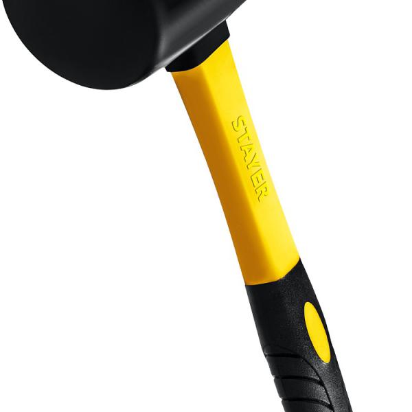 Киянка STAYER резиновая черная с фиберглассовой ручкой 450г/2054-65